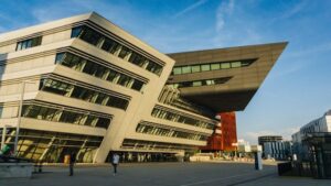 modern-university-campus-building-architecture